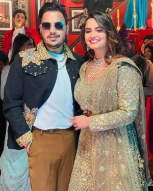 Neelam Giri Instagram - Songs coming soon 🔜 ….💞💞💞

Shoot complete ✅🤘❤️🙏🔥🔥ARADDHYA MUSIC ZONE (अभी पूरा भोजपुरी हिली बाबू) 🔥👑👑🔥🔥🔥
Company level @araddhya_musiczone 
STAR caste @ankush_raja_official ❤️🔥
Featuring @neelamgiri_ ❤️🔥
Writer Boss rampuri @princepriyedarsi
Producer @mukeshkumar07121988 ❤️🙏
Video @paradiseproduction23 🙏❤️
Project head @princepriyedarsi 
Project manager @music_director_guddu_katie 
Digital partner @gmjbhojpuri 
Digital owner @rajkumar.rn85 

#bhojpuri #song #virol #2025
#newpost #newyear #newdelhi 
#foryou
https://www.instagram.com/p/DEEVJt_NQkM/?img_index=2&igsh=MWJuY242dnVieGpndA==