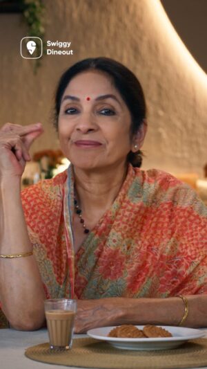 Neena Gupta Instagram - Maa’s usual order? Cancelled 🤯 
Kyuunkiiii... Deals aisi chalti, ki sab mare palti!
The Great Indian Restaurant Festival is LIVE NOW with flat 50% off at top restaurants!
Book Now! #GIRF2025