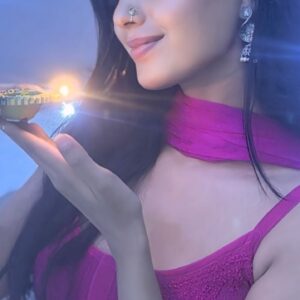 Actress Neha Solanki HD Photos and Wallpapers December 2024
