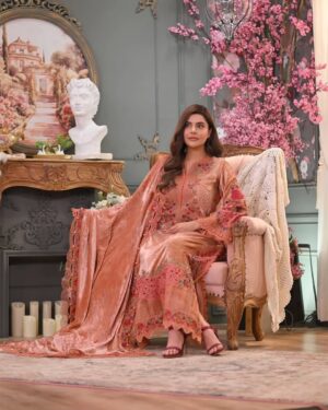 Nida Yasir Instagram - 𝑵𝒊𝒅𝒂 𝒀𝒂𝒔𝒊𝒓 𝒙 𝑴𝒂𝒓𝒊𝒂.𝑩. 𝑼𝒏𝒔𝒕𝒊𝒕𝒄𝒉𝒆𝒅 𝑾𝒊𝒏𝒕𝒆𝒓 𝑳𝒖𝒙𝒆

With her stunning grace, @itsnidayasir.official brings Unstitched Winter Luxe by Maria.B. to life. An enchanting tribute to winter fashion. 

Product Code: DL-1206

Available now.

#nidayasir #mariab #mariabofficial #mariabgoesglobal #mariablinen #winterluxe #unstitchedlinen