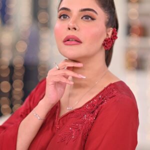 Nida Yasir Instagram - @nimrakashif.official