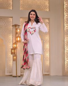 Actress Nida Yasir HD Photos and Wallpapers April 2024