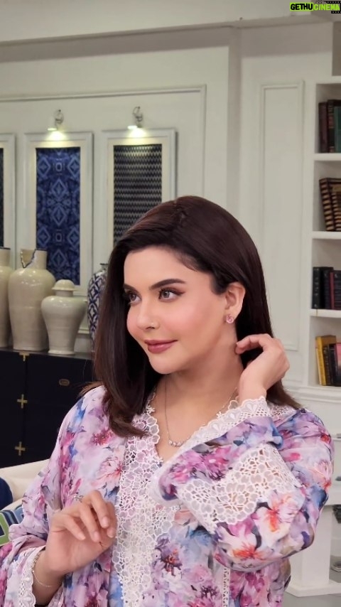 Nida Yasir - 14K Likes - Uff uff garmi.Ladies,summer,print and colours what a combo
Luxury lawn chickenkari suit with laces and silk duppatta.have a nice summer
@ynida.clothing