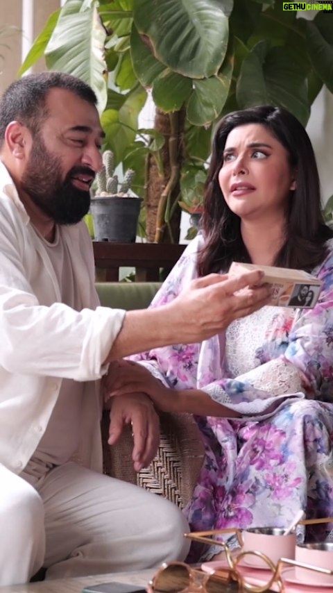 Nida Yasir - 16.7K Likes - Waqt ka safar jari rehta hai par har lamha aik tasveer mai yadgaar ban kar reh jata hai. Yai hai meri yadgar memory with our favorite Zeera Plus biscuits.
Zeera Plus Guftugu Edition Pack per mojood QR code scan karein aur payein customized Guftugu Edition pack jeetne ka mauqa.
#ChaiAurGuftuguKaPlus #ZeeraPlus #GuftuguEditionPack @zeerapluspakistan