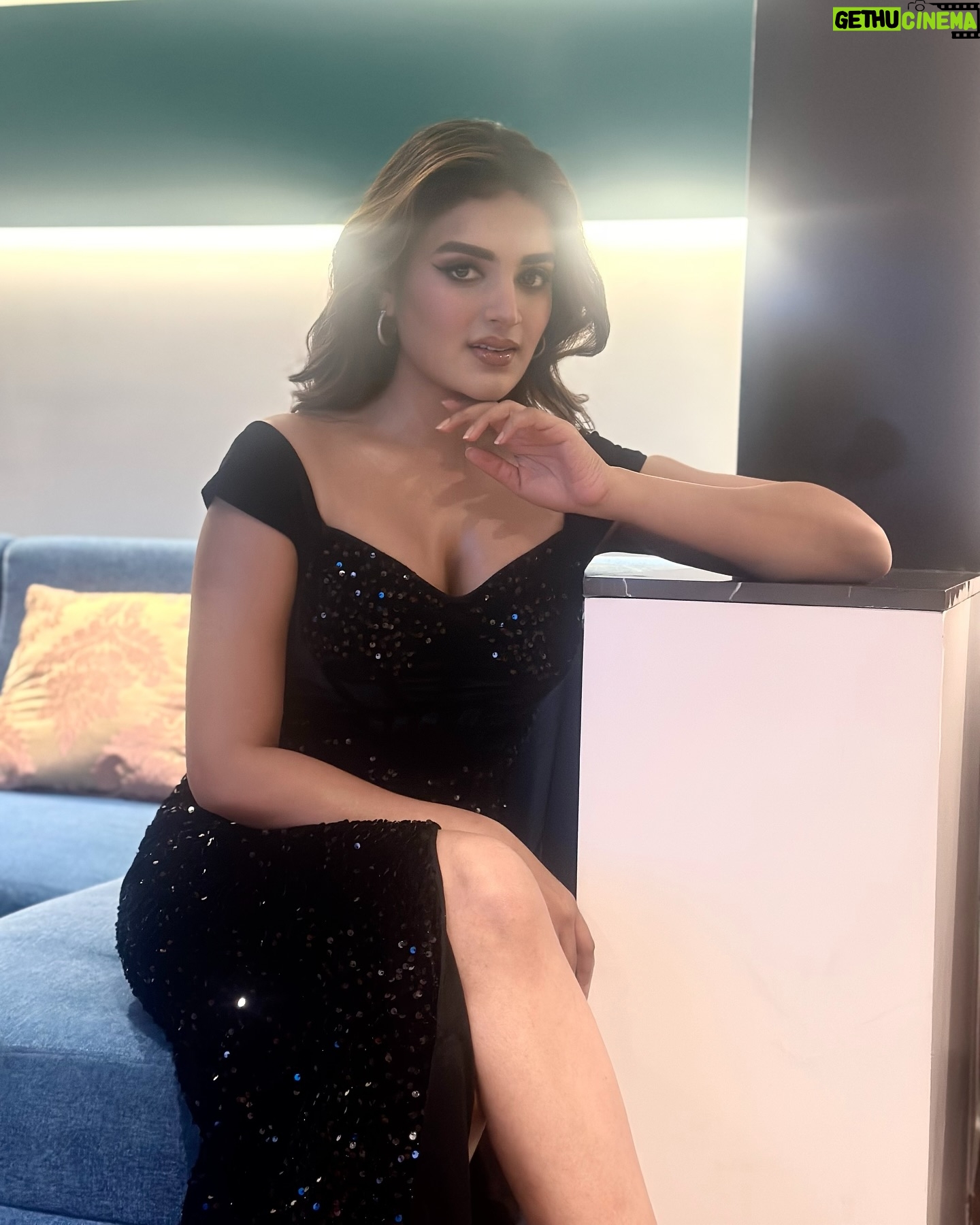 Nidhhi Agerwal - 621.4K Likes - Today is a good day to have a good day ππ€