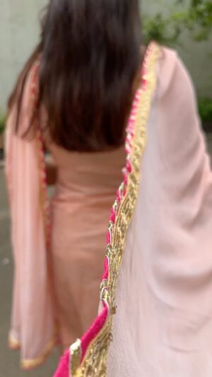 Nidhi Mahawan Instagram - In my own world!! 

#punjabi #suit #reelitfeelit #reels #reelsinstagram #ootd #pink #trending #trendingreels #trendingsongs #instagood #instagram #instalike #instadaily #indiangirl #bollywood #bollywoodactress #live #laugh #love #attitude #gratitude