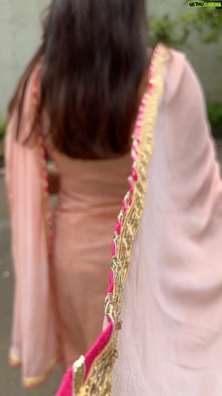 Nidhi Mahawan - 3.4K Likes - In my own world!! 

#punjabi #suit #reelitfeelit #reels #reelsinstagram #ootd #pink #trending #trendingreels #trendingsongs #instagood #instagram #instalike #instadaily #indiangirl #bollywood #bollywoodactress #live #laugh #love #attitude #gratitude