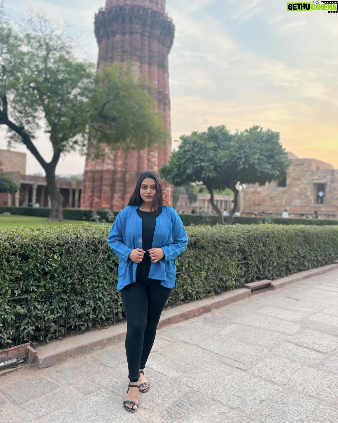 Nidhi Mahawan - 1.6K Likes - Photo dump Feb,2024