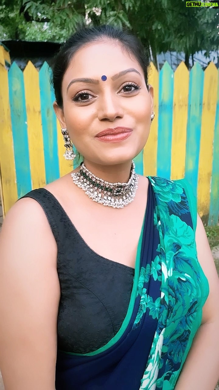 Nidhi Mahawan - 4.3K Likes - Wishing all a Happy Dhanteras ⚜️!!
.
.
Styling & MUA @ashimahawan 
Silver Jewellery @sakkshamsilver 
Video @rashmi.t @_nandangharat 
Styling & Costume by @ashimahawan @kainta_designs 

#dhanteras #dhanterasspecial #songs #trendingreels #trendingsongs #southspecial #indianjewellery #southindiansongs #bollywoodactress #sakkshamsilver #925 #puresilverjewellery #saree #sareefashion #sareelove #sareelovers #indiangirls #delhi #mumbai