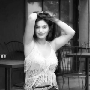 Nidhi Mahawan Instagram - Colors in life are important 🐱
.

#love #attitude #attitudequotes #colors #bollywood #actress #actor #smile #indianactress #india #peach #model #models #actorslife #actresslife #slay #hotonbeauty #lifestyle #lifequotes #eyes #hairstyles #pose #positivevibes #mumbai #delhi #swag  #photographers_of_india #canonphotography
