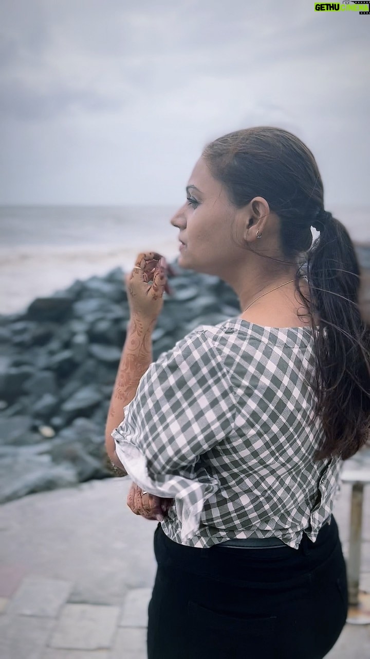 Nidhi Mahawan - 1.6K Likes - बारिश तो होनी ही थी,
हवा को दुख सुनाए थे मैंने….

❤️❤️❤️❤️❤️❤️❤️

#rain #beach #shayari #thoughts #beachvibes #beachday #thoughtoftheday #rainyday #happiness #serenity #serene #serendipity #calm #happy #ootd #indiangirl #bollywood #bollywoodactress #live #laugh #love #gratitude #mumbai #mumbaibeach #beachmorning #bombay