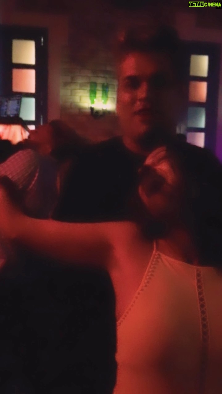 Nidhi Mahawan - 1.4K Likes - Nostalgia… 
I used to dance to this song as a child.. sharing some childhood moves 😁😁

#nostalgia #moves #dance #international #throwback #memories #bollywood #hotonbeauty #mumbainightlife #nightout #nightlife #bollywoodactresses #bollywoodactress #diva #reels #reelitfeelit #reelkarofeelkaro #reelsinstagram #instagram #instadance #dancereels