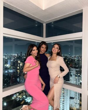 Nikeet Dhillon Instagram - Really needed this chill time after a long day of personal interviews 🙈🙈🥰 

@_adi_tii @pratika_saxena 💕

@missindiaorg