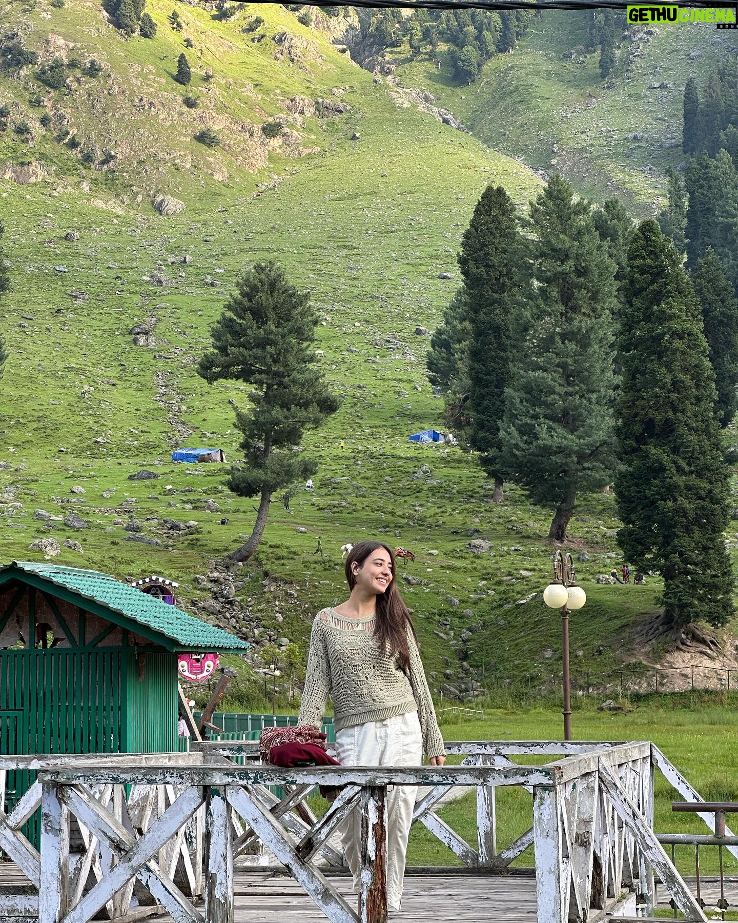 Nikeet Dhillon - 12.4K Likes - Jannat for a reason 😍❤️
Running back to #kashmir the moment I get my next break 🙈🙈
#kashmir #pahalgam #betaabvalley #nature #sukoon❤️ #jannat #peace