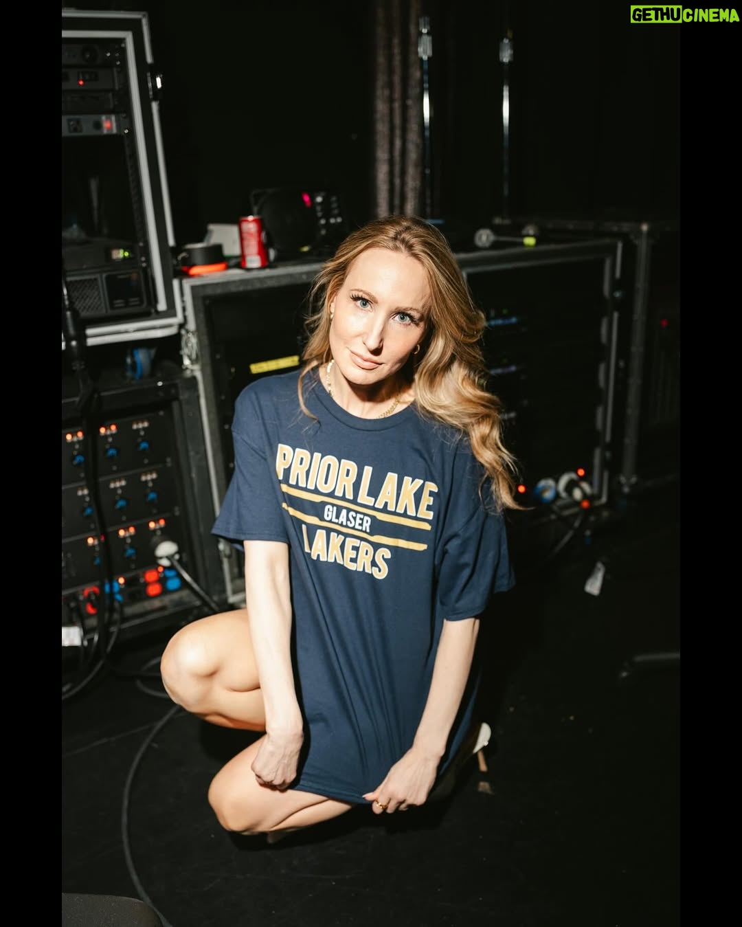 Nikki Glaser - 67.1K Likes - The biggest tour of my entire life has officially begun. These past two weekends of The Alive And Unwell Tour were the best crowds of my career. I can’t wait to do like 150 more shows with you this year! I am so lucky.
📸 @maddiwaldo_media @shakycam_press @tylerbrianna.jpeg