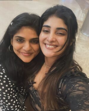 Nimeshika Radhakrishnan Instagram - 💫❤️🐳📸