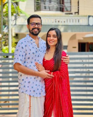 Nimmy Arun Gopan Instagram - Bits and pieces ❤️

#family #onam2024 #throwback