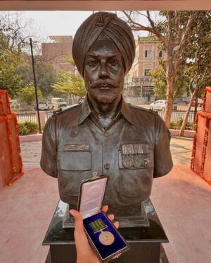 Nimrat Kaur Instagram - Today marks 31 years since Papa left us serving the nation in the line of duty unto his last breath. The young girl in me hasn’t quite ever been able to process his brutal loss. The grown up daughter, however beams with pride, having witnessed the immortalisation of a dream we had as a family after a 3 decade long wait on his birth anniversary last year. We inaugurated a Shaheed Smaarak, named after him, honouring 12 other brave hearts alongside, who lost their lives in the line of duty hailing from the same area as Mohanpura village, Papa’s birthplace. May this memorial stand tall as a reminder and an inspiration for generations to come about the possibilities of life for a young boy who farmed by the day and walked for miles to attend school in the night, graduated from Jodhpur university on scholarship while being a billiards champion and the hockey team captain, passed out of the IMA and went on to being a shining example of a true soldier. Remembering and celebrating my brave, handsome, one in a billion father today, for all that he stood for - in life and in martyrdom. Satnaam wahe guru 🙏🏼