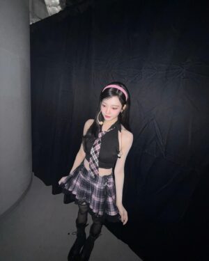 Ningning Instagram - 진짜 내 첫사랑~~💕