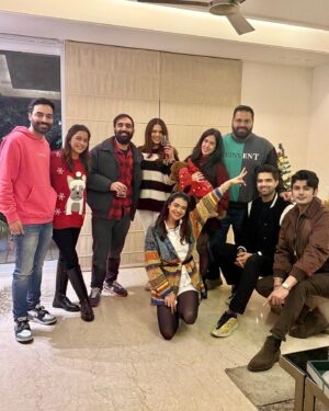Nishtha Gandhi Instagram - Merry Christmas to my Instagram Family from me and mine ♥️❤️🎄🎄