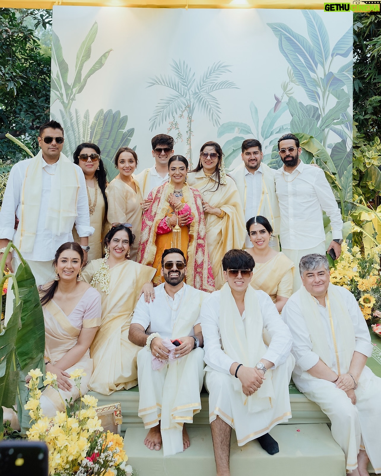 Nishtha Gandhi - 5.4K Likes - When pictures speak louder than a thousand words 📸 - only in an Indian wedding!
Couple wearing @rishiandvibhuti
Design @nishchaygandhidesigns
Photography @weddingrams
Planning @riwaazerishte
Makeup @makeupbyvidushi
Floral jewellery @shinestonefloraljewellery
Footwear @prankit_creations
.
.
.
#haldiceremony #haldidecor #haldifunction #indianweddinginspiration #weddingideasbrides #haldiphotography #realweddingmoments #indiancouples #southindianfashion