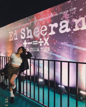 Nishvika Naidu Instagram - And that happened ! 16 year old me would never believe .
#gratful #edsheeran #music