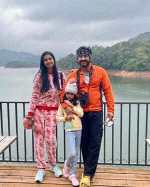 Nitya saxena Instagram - Vacation & Memories ❤️❤️

@anchorravi_offl @nitya.saxena1186 @sudhirkaveti @meher_manija #wayanad #kerala #resort #vacation