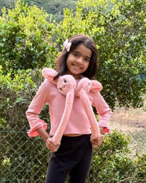 Nitya saxena Instagram - Vacation & Memories ❤️❤️

@anchorravi_offl @nitya.saxena1186 @sudhirkaveti @meher_manija #wayanad #kerala #resort #vacation