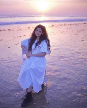 Noor Khan Instagram - 🌅
