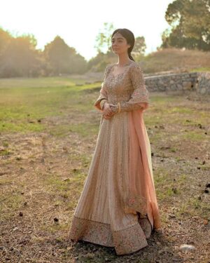 Noor Khan Instagram - ☀️