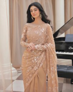 Actress Noor Khan HD Photos and Wallpapers November 2023