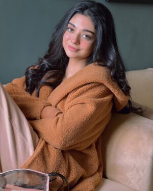 Noor Khan Instagram - 🌰