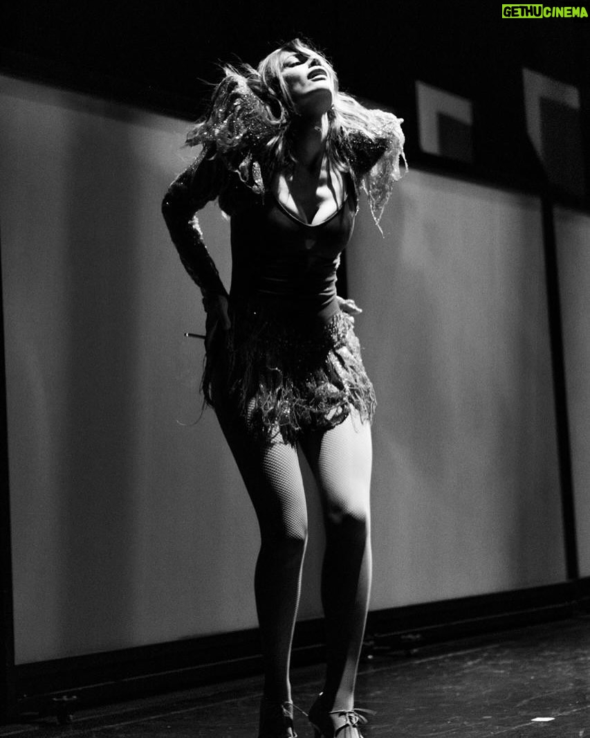 Norma Ruiz - 1.2K Likes - Lola❤️🔥….. #LASQUEGRITAN💥 @teatrobellasartes @josemariadelcastillo @rincon_cano @coribante @pentacionespectaculos @cimarroj @aleix.m.saez