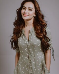 Actress Nusraat Faria HD Photos and Wallpapers March 2025