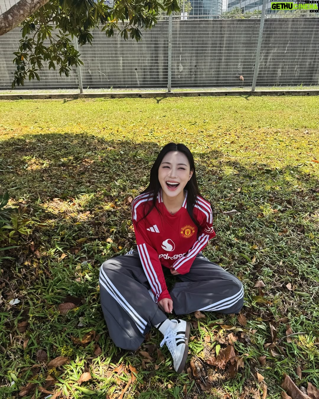 Oh Ha-young - 51.8K Likes - We are United ⚽️
Wear United ❤️🔥