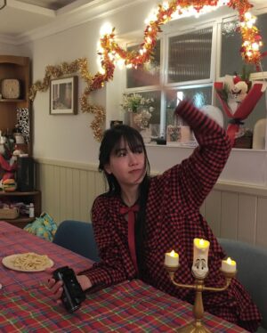Oh Ji-yeon Instagram - 신나는 예수님 생일잔치 헤헤
다들 메리크리스마스 🎄🤍