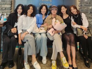 Oh Seung-ah Instagram - -

드라마 촬영종료후에 만난 
사랑스러운 우리 <세번째 결혼💎>식구 모임들🥰❤️