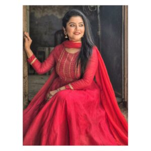 Actress Oindrila Saha HD Photos and Wallpapers March 2025
