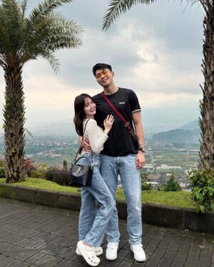 Onic Vior Instagram - tuku bakpia karo serabi, lanangan setia kudu wani ngerabi