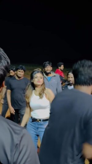 Oviya Instagram - 