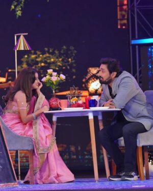 Pallavi Sharma Instagram - বছর শেষের মিউজিকাল ধামাকা "DEAR DECEMBER - ভালোবাসার গান" ❤️
#ZeeBangla  #DearDecember  #DearDecember2024
@rubel.official
📷 @mrinmoysiva