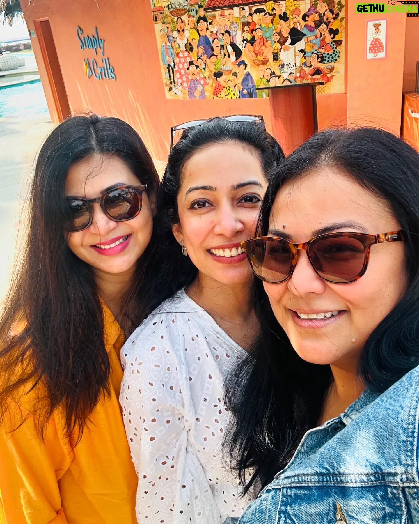 Parineeta Borthakur - 1.2K Likes -