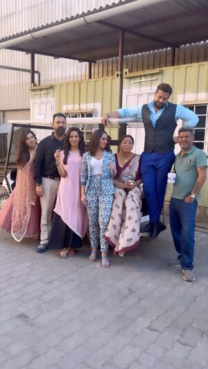 Parinita Seth Instagram - Hilarious 🤣🤣 || Team Vanshaj🧿🪬

#anjalitatrari #mahirpandhi #parinitaseth #gireeshsahdev #sheenabajaj #utkarshanaik #vanshaj #sonysab