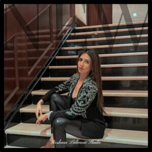 Parinita Seth Instagram - Bring in 2024 in this stunning blazer with gunmetal embroidery 🖤 Loving @parinitaaseth in this statement NYE look.

#reshamlalwanistudio #reshamlalwani #designer #blazer #embroidery #fashion #style #black #nye #nyelook #2024iscoming #partylook #custom #bespoke #getreadywithme #newcollection #designs #indianfashion #clothing #clothes #statementlook #ootd #newyearseve