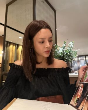 Park Si-yeon Instagram - 다시 힘내자♥️