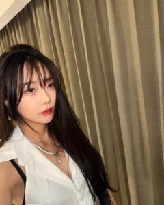 Actress Park Soo-bin HD Photos and Wallpapers January 2025