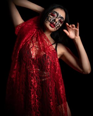 Parvati Melton Instagram - If you think I’m dangerous with my heart, you should see me without it. 💉🩸Kisses like venom, touch like sin.🕷️💋 ♠︎♤♧♣︎♠️♥️♣️♦️♠︎♤♧♣︎🃏 📸 @janettetank 🎨 @morganmystique 🏢 @cobaltstudiospdx