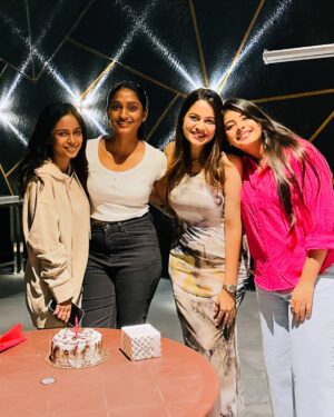 Parveen Instagram - Turning'25🥂 ( 23.01.2025 )

Thanks to my ppls @sandhyaramachandran_ @britto_mano @tejavenkateshoffl @_.preethiga @achu_sushill @_althaf_ar @sibi_bernard