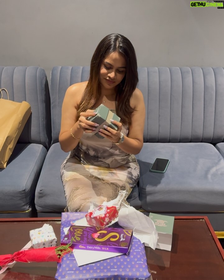 Parveen - 36K Likes - Turning'25🥂 ( 23.01.2025 )
Thanks to my ppls @sandhyaramachandran_ @britto_mano @tejavenkateshoffl @_.preethiga @achu_sushill @_althaf_ar @sibi_bernard