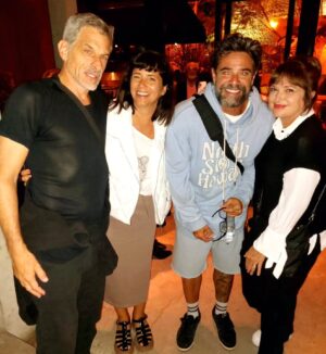 Patricia Echegoyen Instagram - Final de una noche increible..viendo buen Teatro y buen trabajo de @castrolucianook y @meyscapola ...bello encuentro @griseldasiciliani y @ferrorafa ❤️